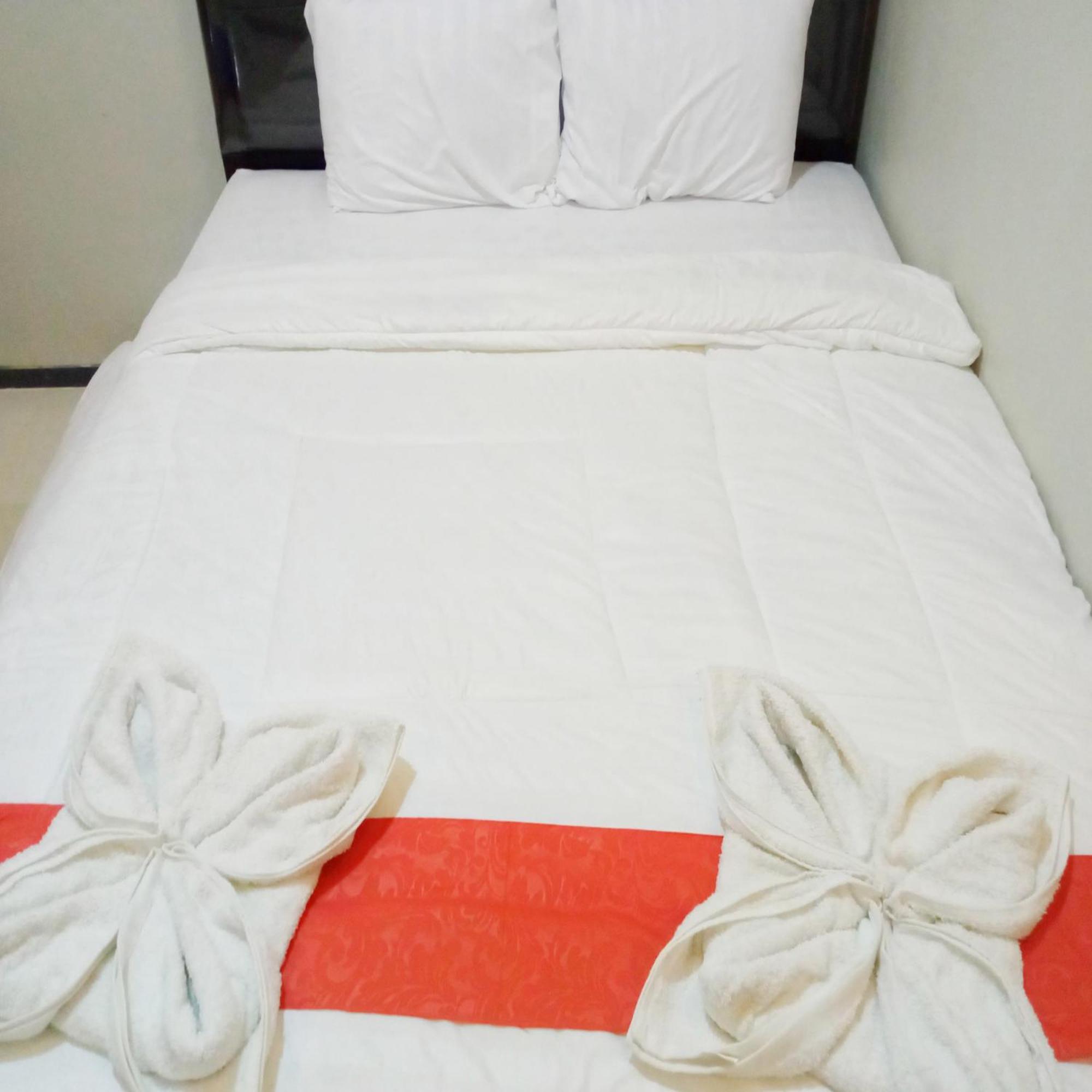 Rifal Inn Mitra Reddoorz Тегал Экстерьер фото